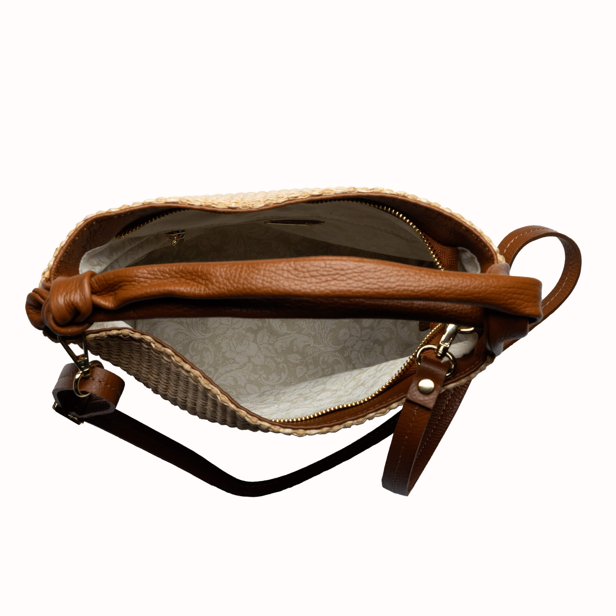 s/files/1/0674/9503/5061/files/LAURE-CUOIO-9728-ouvert.jpg?v=1741940946